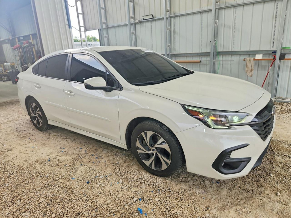 Subaru LEGACY 2023 — Copart