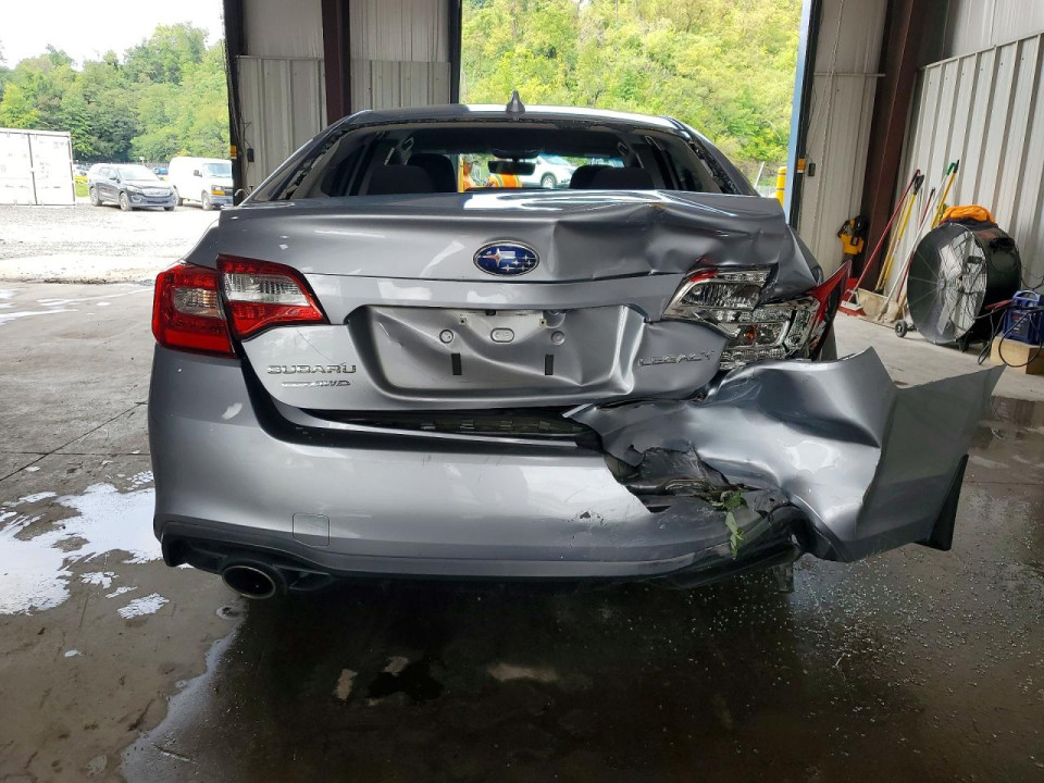 Subaru LEGACY 2018 — Copart