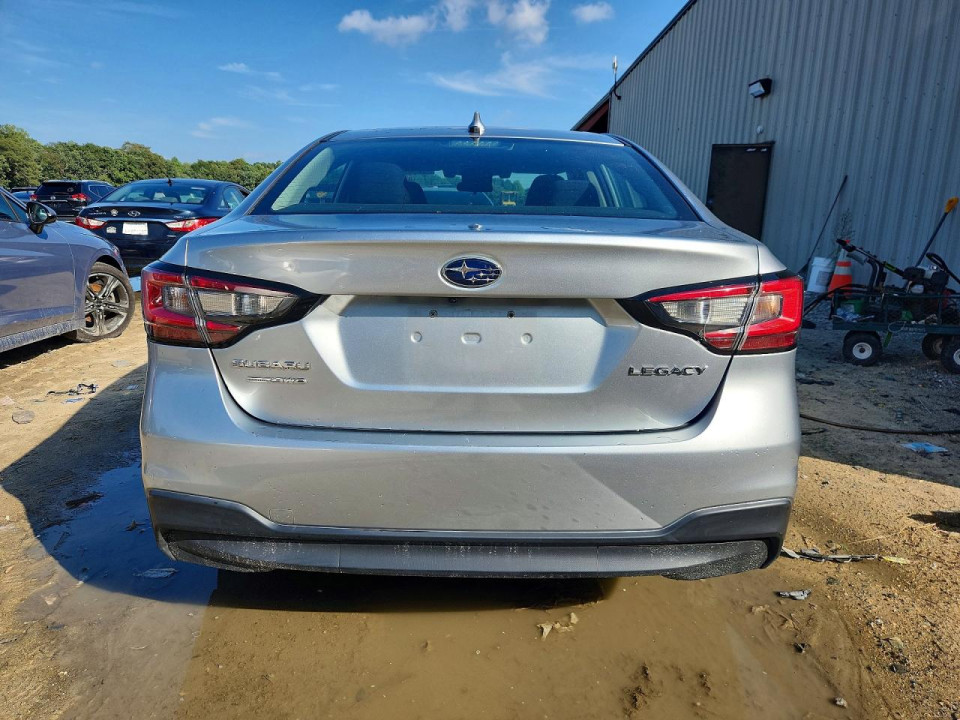 Subaru LEGACY 2022 — Copart