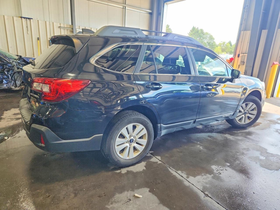 Subaru LEGACY 2018 — Copart