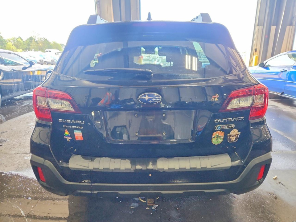 Subaru LEGACY 2018 — Copart