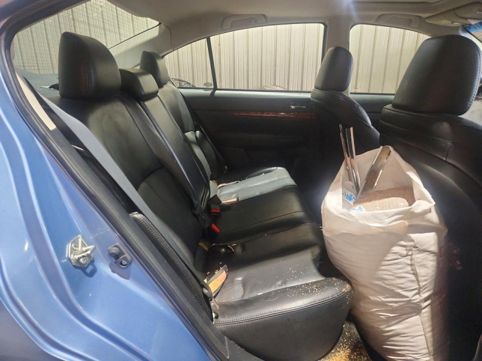 Subaru LEGACY 2012 — Copart