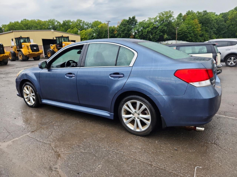 Subaru LEGACY 2013 — Copart