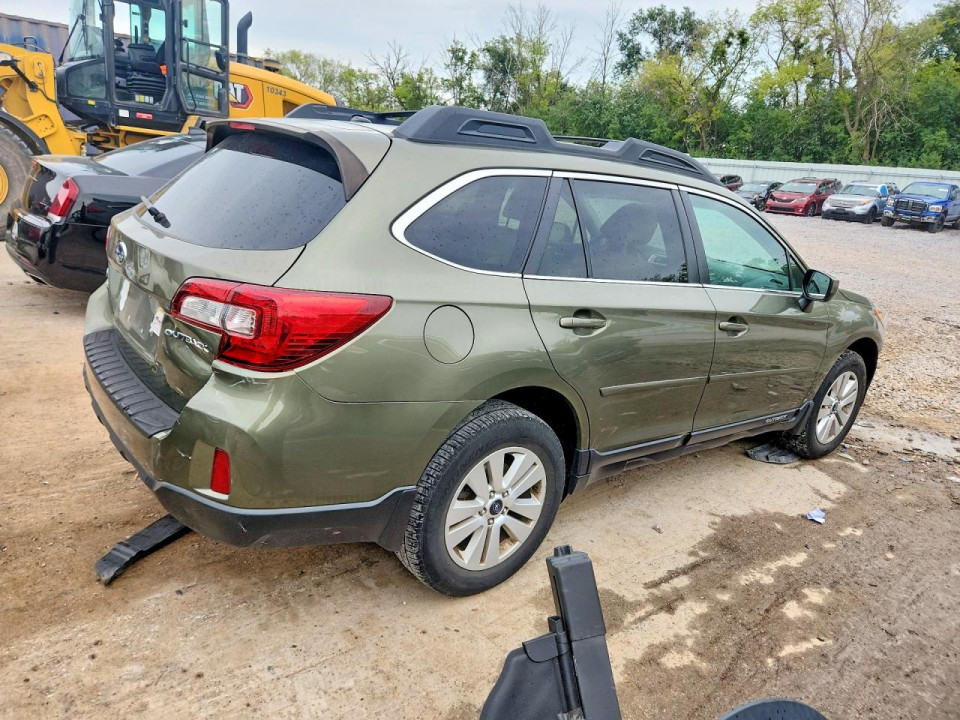 Subaru LEGACY 2015 — Copart