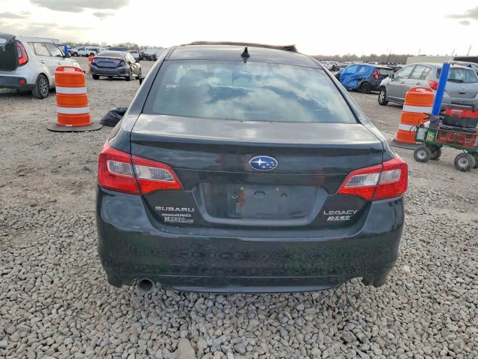 Subaru LEGACY 2017 — Copart