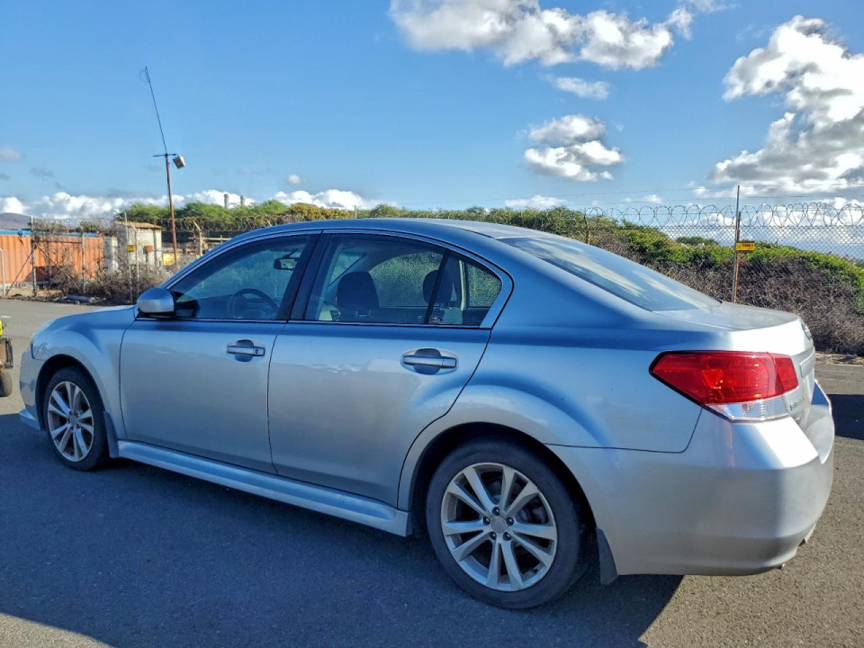 Subaru LEGACY 2013 — Copart