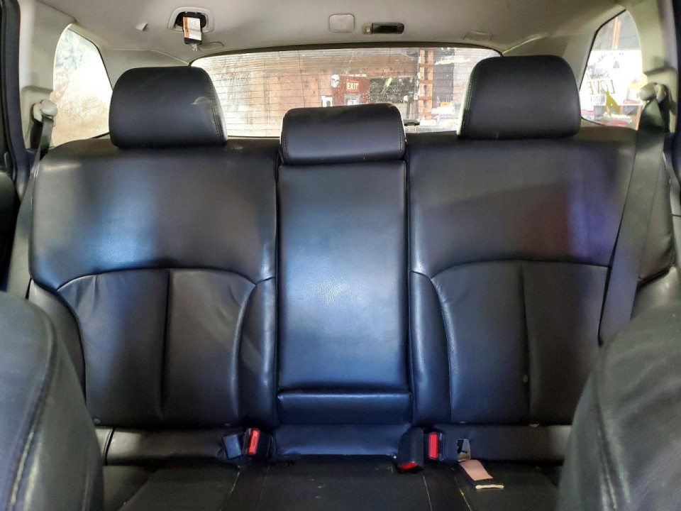 Subaru OUTBACK 2011 — Copart