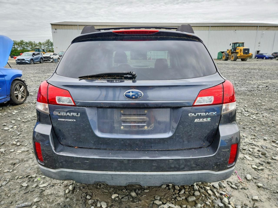 Subaru OUTBACK 2011 — Copart