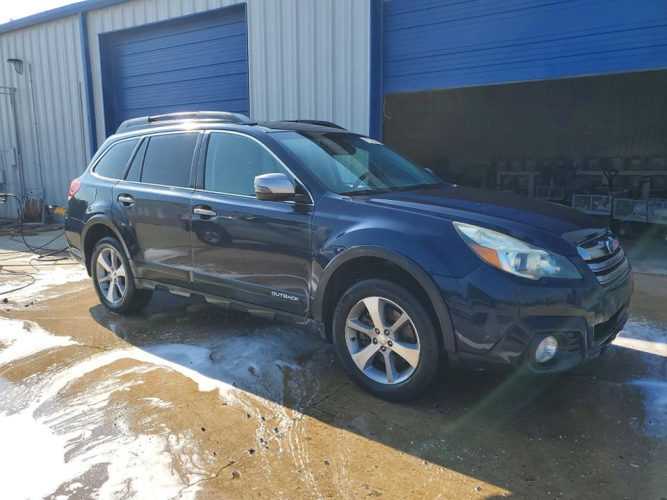 Subaru OUTBACK 2014 — Copart