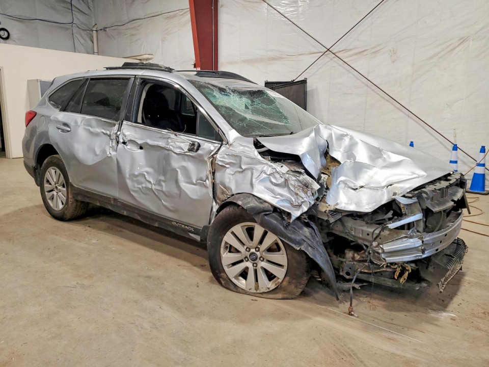 Subaru OUTBACK 2016 — Copart