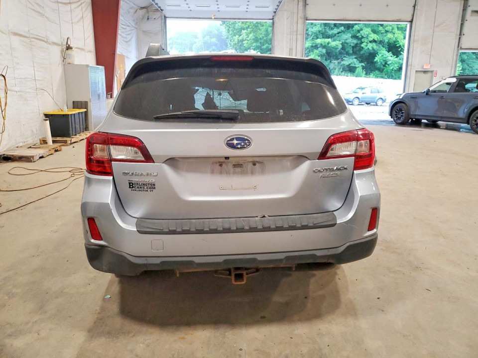 Subaru OUTBACK 2016 — Copart