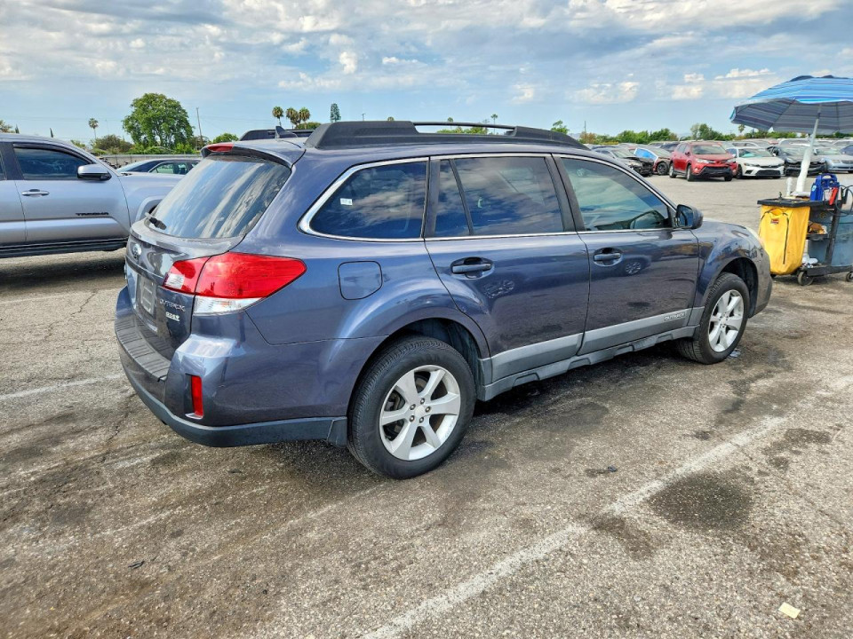 Subaru OUTBACK 2014 — Copart