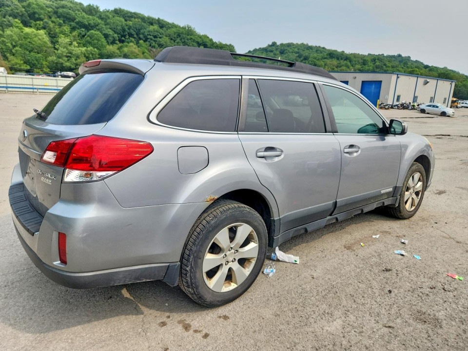 Subaru OUTBACK 2010 — Copart