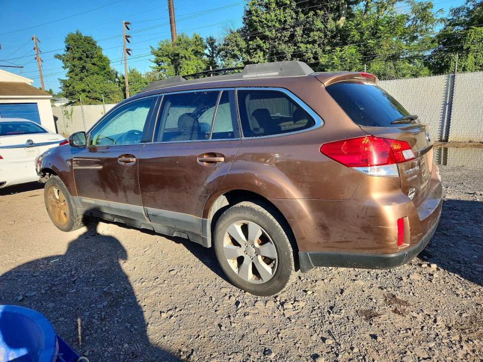 Subaru OUTBACK 2011 — Copart