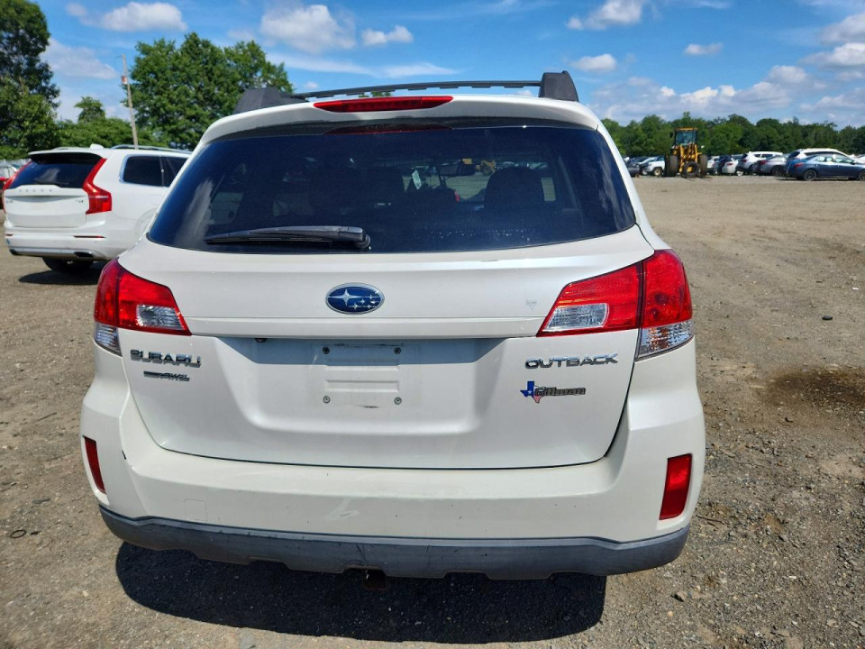 Subaru OUTBACK 2011 — Copart