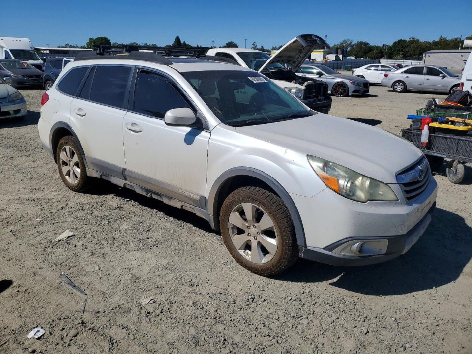 Subaru OUTBACK 2011 — Copart
