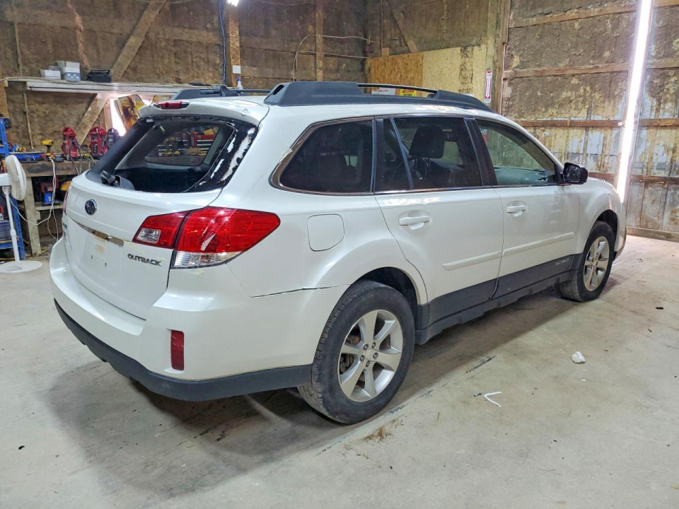 Subaru OUTBACK 2013 — Copart