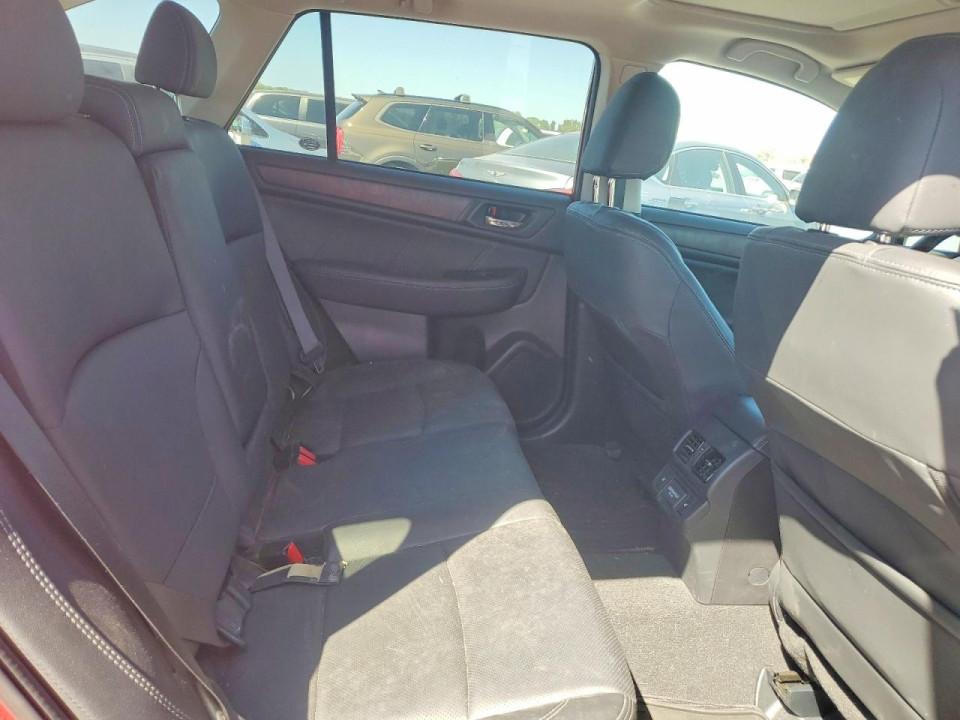 Subaru OUTBACK 2018 — Copart