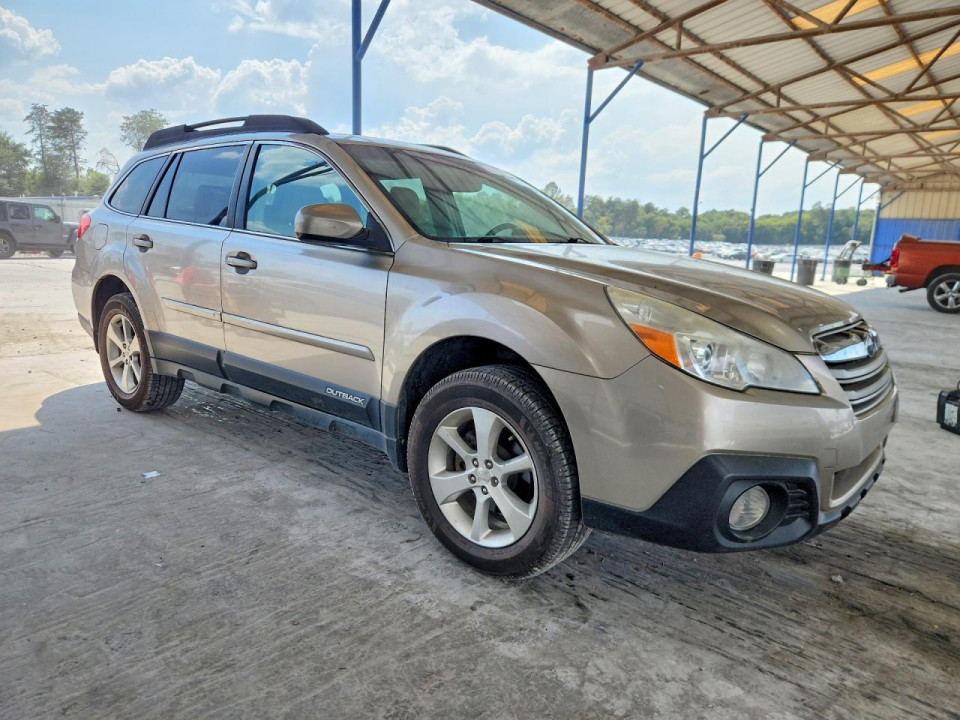 Subaru OUTBACK 2014 — Copart
