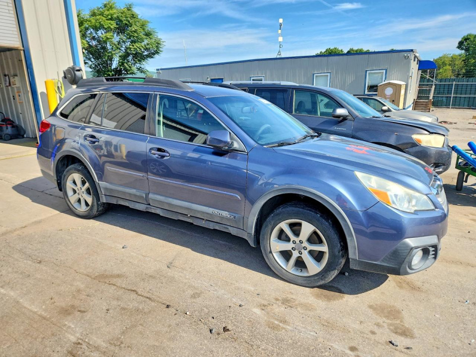 Subaru OUTBACK 2013 — Copart