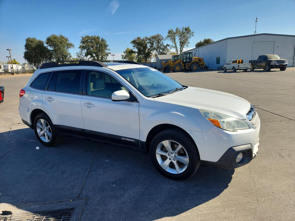 Subaru OUTBACK 2014 — Copart