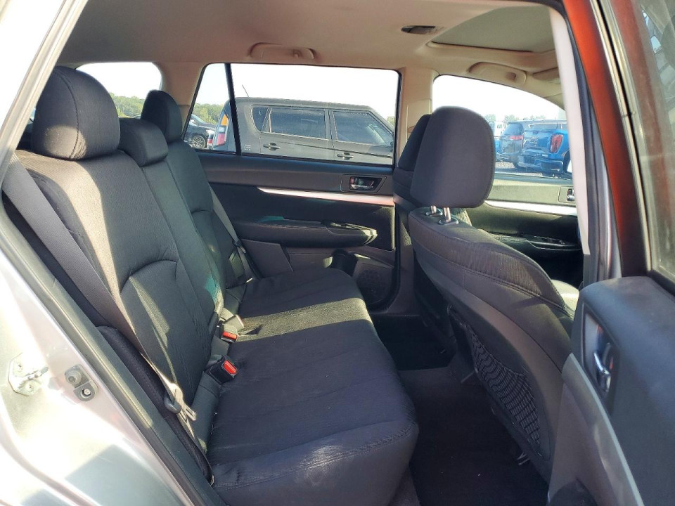 Subaru OUTBACK 2011 — Copart
