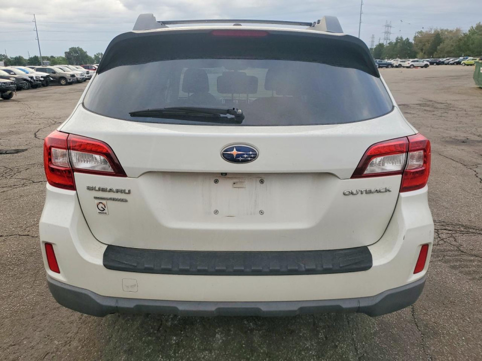 Subaru OUTBACK 2015 — Copart