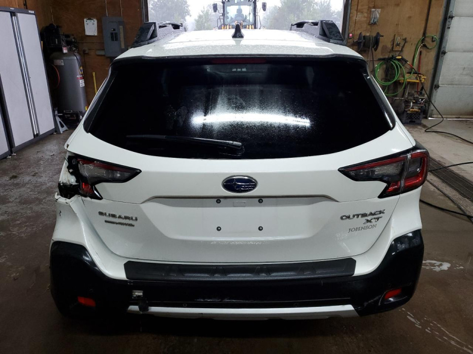 Subaru OUTBACK 2024 — Copart