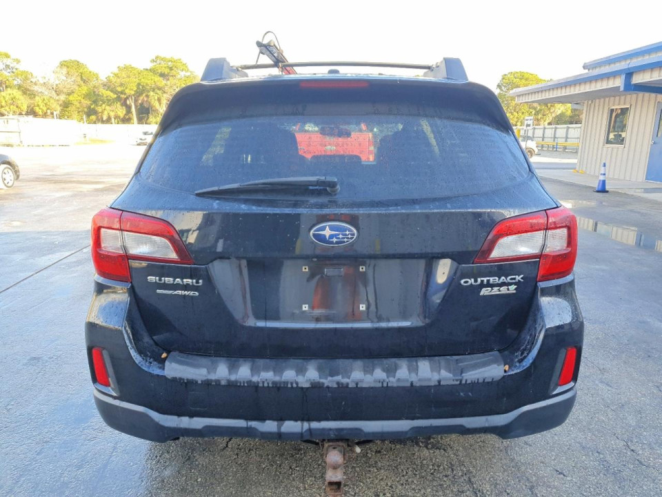 Subaru OUTBACK 2015 — Copart