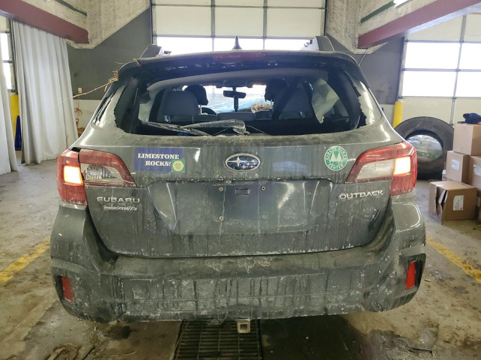 Subaru OUTBACK 2018 — Copart