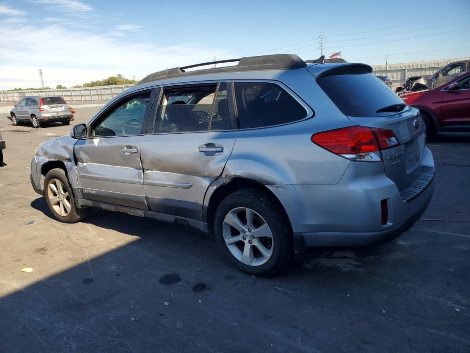 Subaru OUTBACK 2013 — Copart