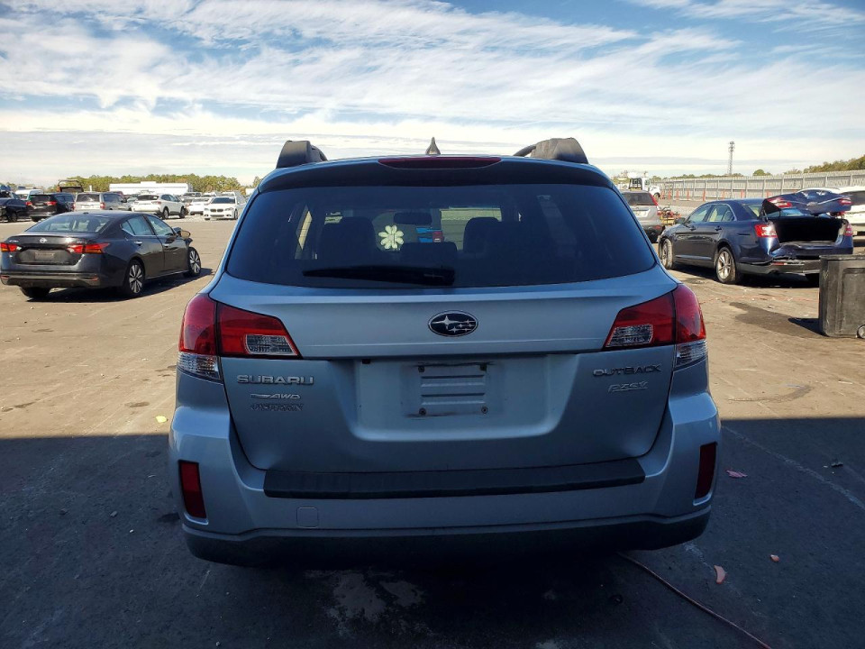 Subaru OUTBACK 2013 — Copart