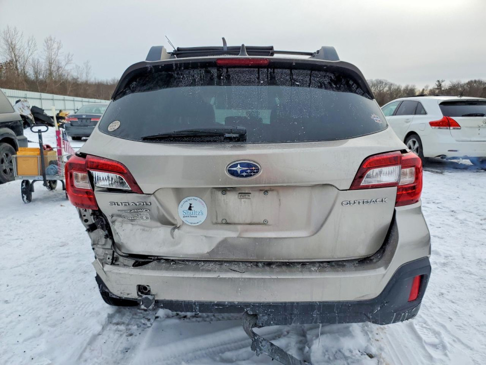 Subaru OUTBACK 2018 — Copart