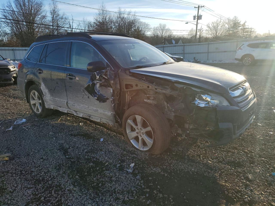 Subaru OUTBACK 2013 — Copart