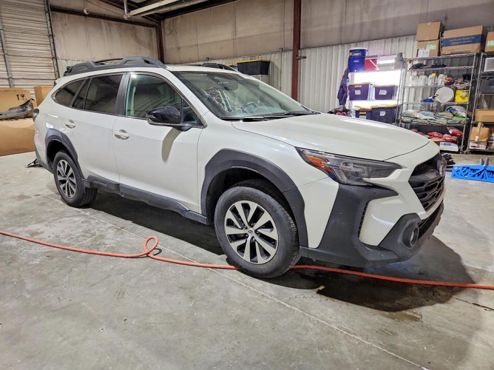Subaru OUTBACK 2025 — Copart
