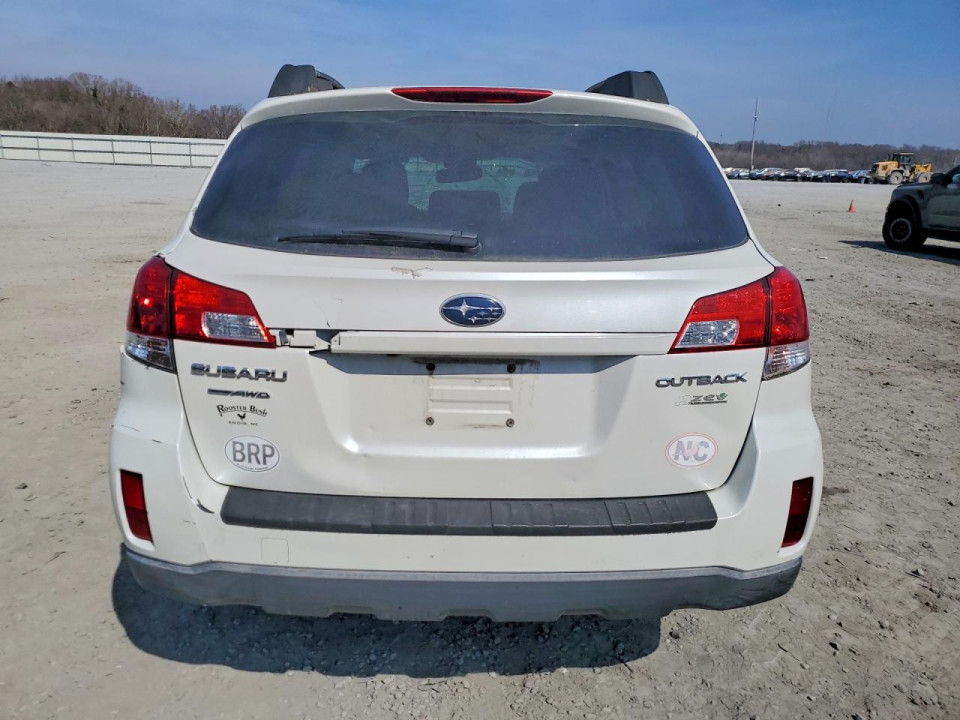 Subaru OUTBACK 2011 — Copart