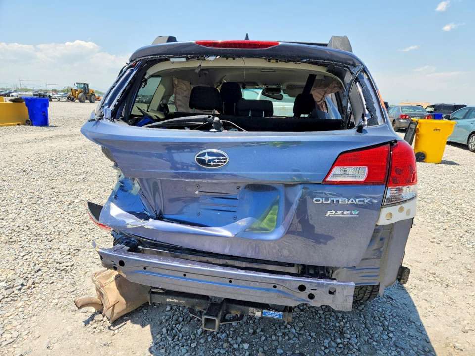 Subaru OUTBACK 2014 — Copart