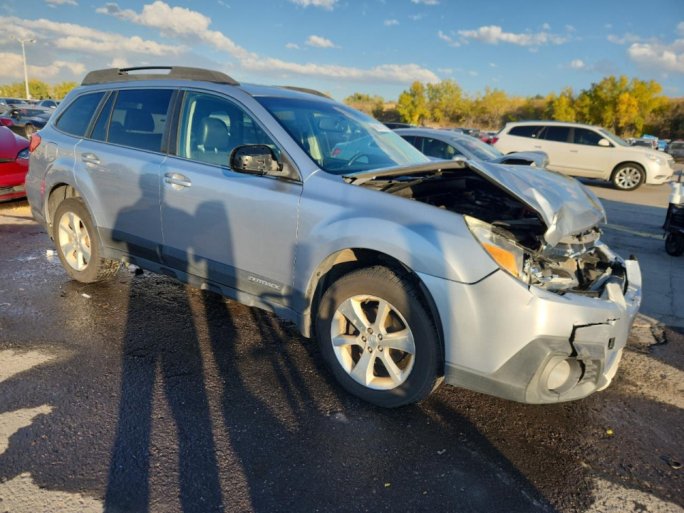 Subaru OUTBACK 2013 — Copart