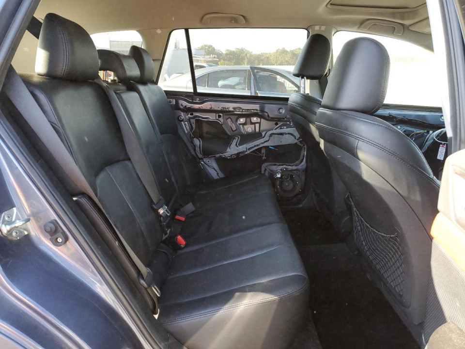 Subaru OUTBACK 2014 — Copart
