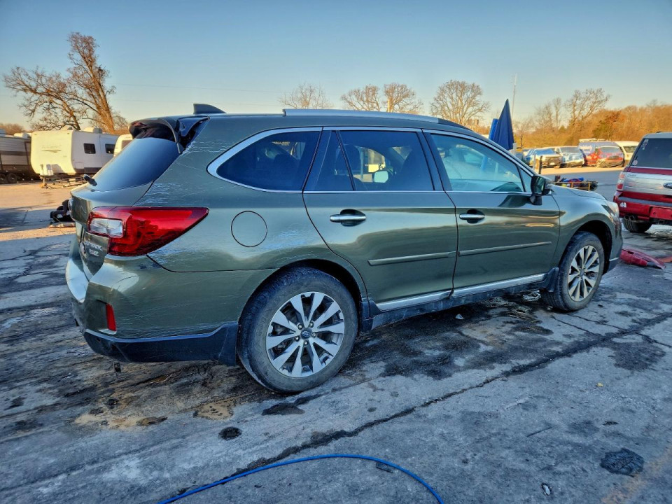 Subaru OUTBACK 2017 — Copart