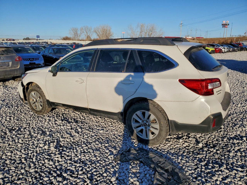 Subaru OUTBACK 2018 — Copart