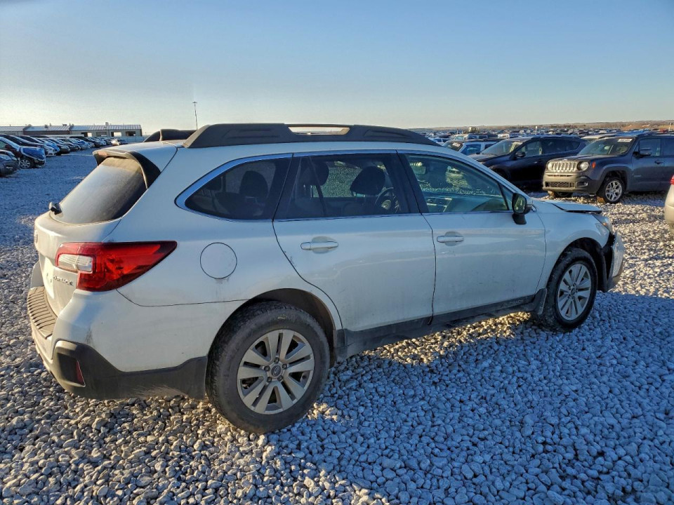 Subaru OUTBACK 2018 — Copart