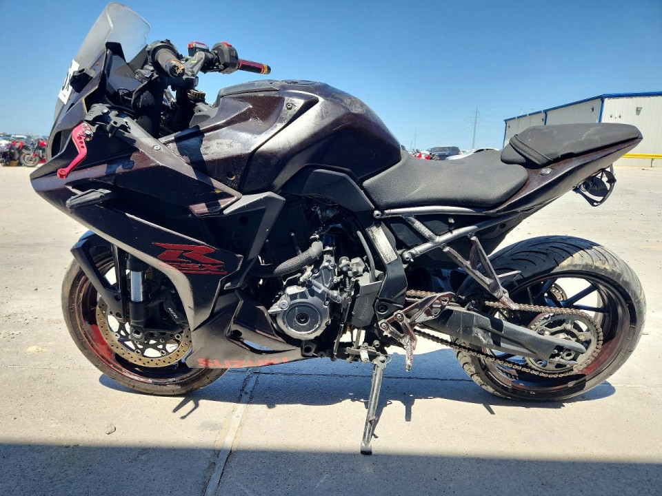 Suzuki GSX800 F 2024 — Copart