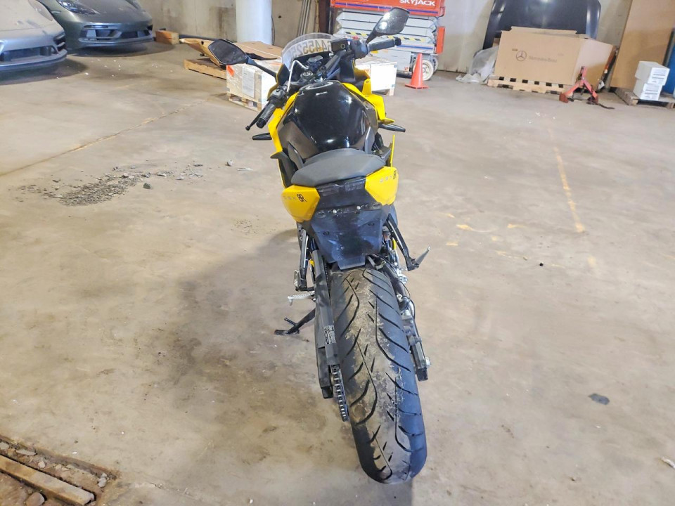 Suzuki GSX800 F 2024 — Copart