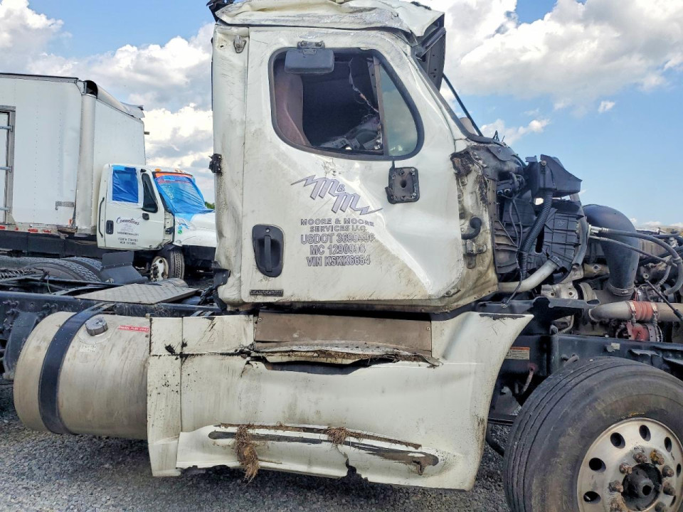 Suzuki CASCADIA 125 SEMI TRUCK 2019 — Copart
