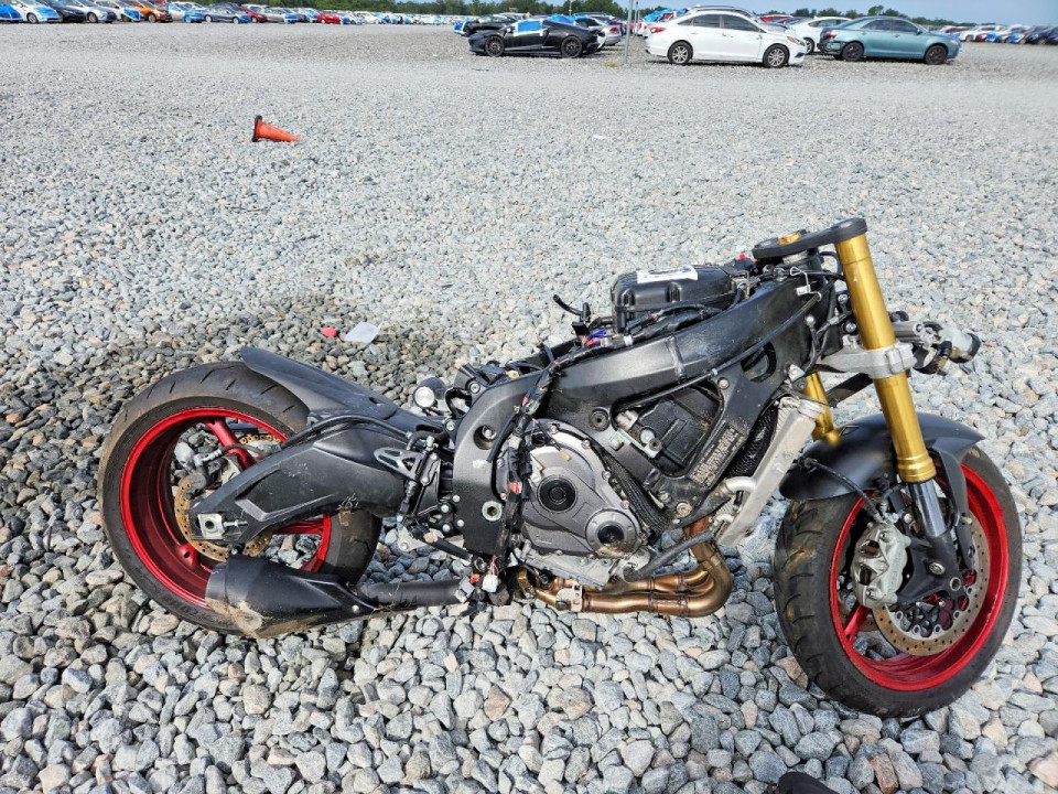 Suzuki GSX-R750 K 2026 — Copart