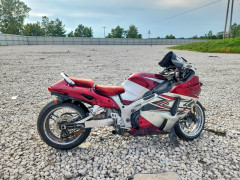 Suzuki GSX1300 2003