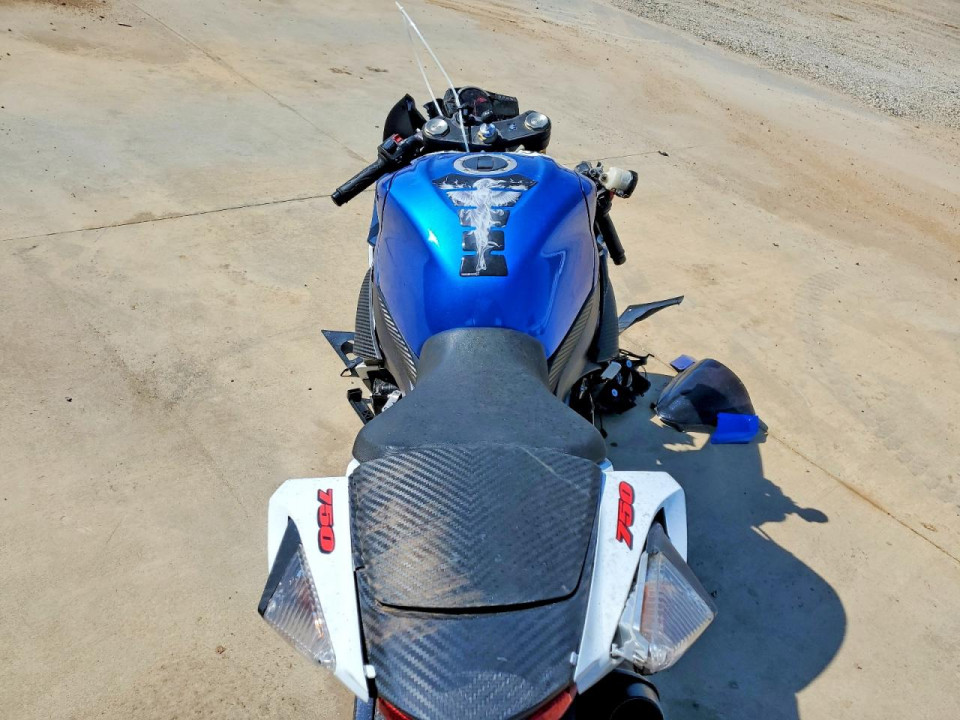 Suzuki GSX750 2011 — Copart