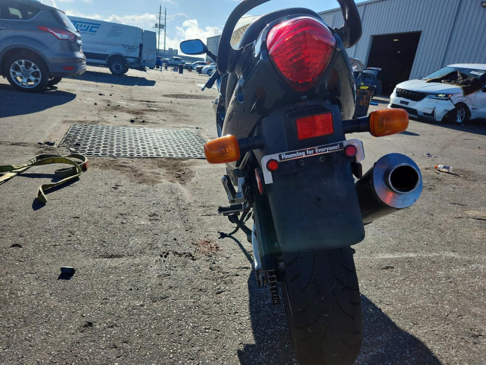 Suzuki GSX750 2002 — Copart
