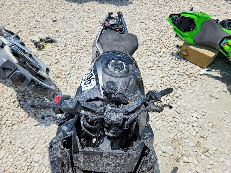 Suzuki GSX800 F 2025 — Copart